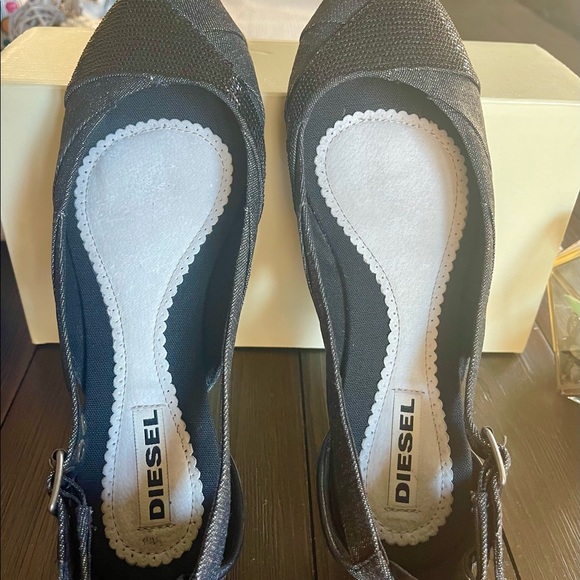 Diesel 1978 Women’s Water Lily Sandals - Picture 9 of 14